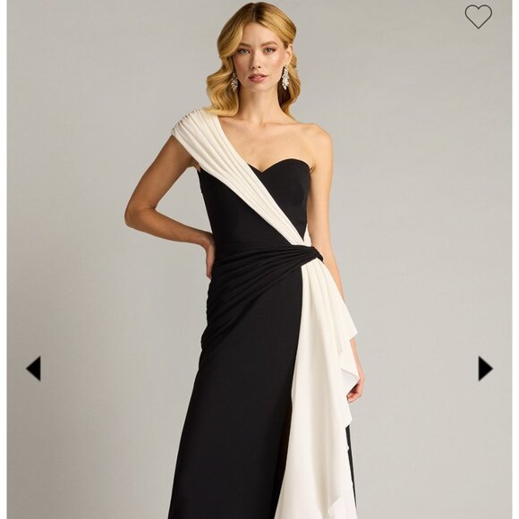 Tadashi Shoji evening gown - Picture 5 of 12